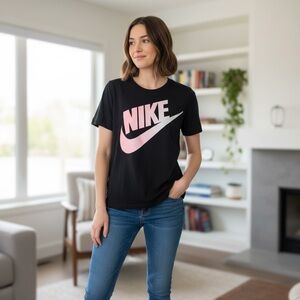 Nike Women’s Black Tee with Pink Logo